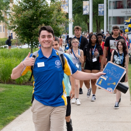 Markus Schuele ’26 gives SOAR a thumbs-up.