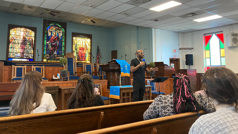 Marcus T. Harvin ’23 A.S., ’25 speaks as part of the “YOU Have a Dream” event. 