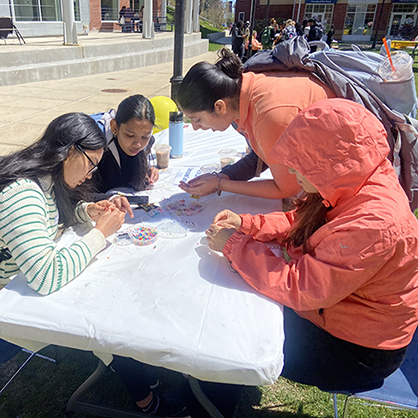 Students made bracelets during the Spring Darty.