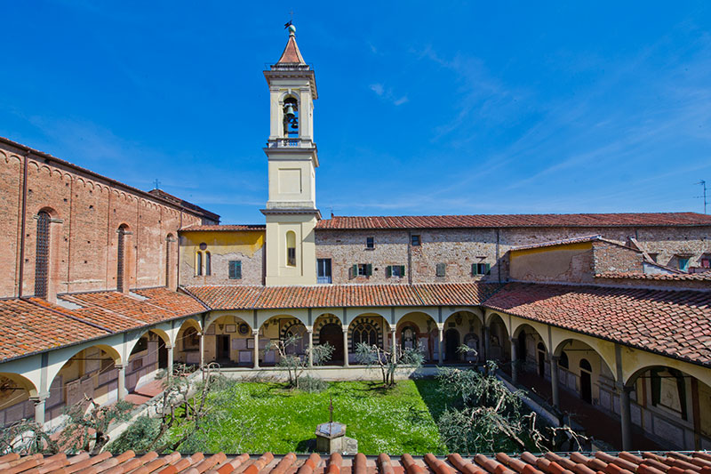 Behind a building in Tuscany